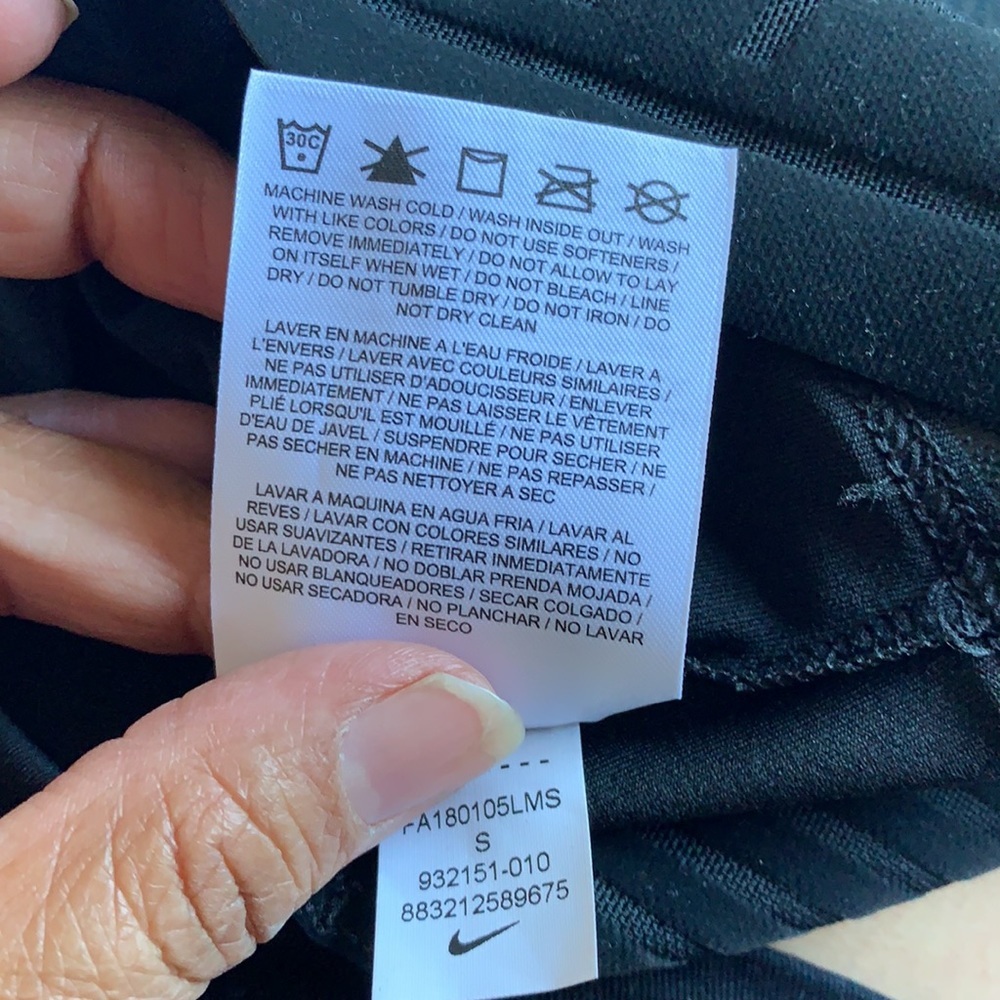 Nike sport top - Picture 8 of 8